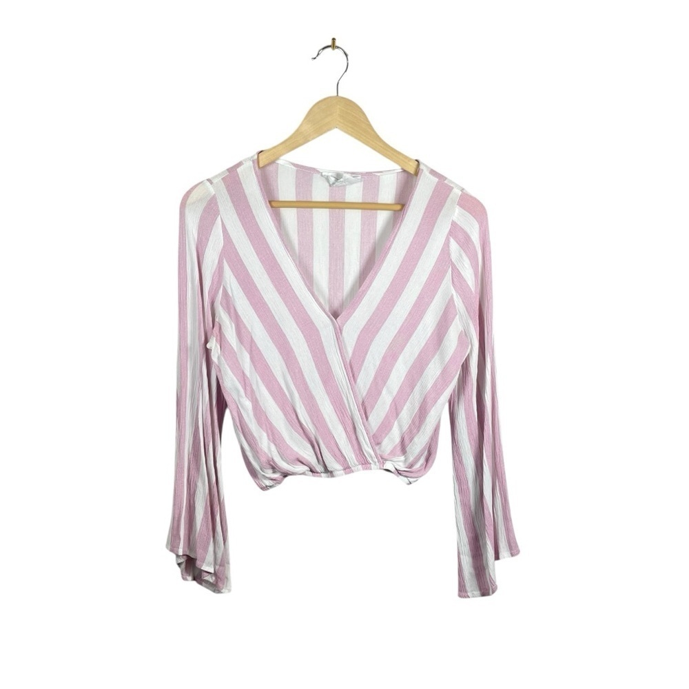 Sadie & Sage Surplice Cropped Bell Sleeve Striped Blouse in Pink/White Size S